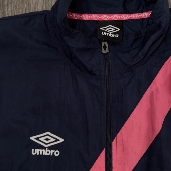 Vintage Umbro Navy Blue and Pink Track Jacket - Picture 4 of 10